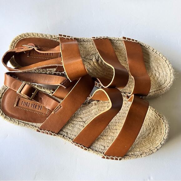Forever 21 Women’s Sandals Sz 8 - Picture 4 of 8